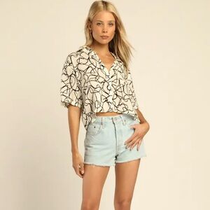 Chrysanthe White Print Cropped Button-Up Top